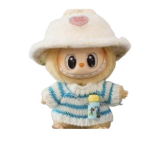 ROPA PARA LABUBU MIU MIU CELESTE CON SOMBRERO BLANCO (NO INCLUYE MUÑECO)